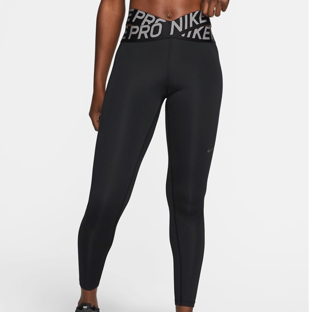 NWOT Nike pro leggings!